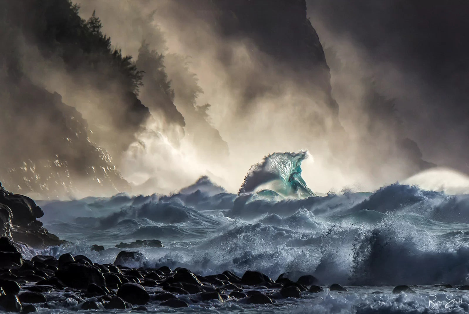 Tempest Ke'e Beach - Napali Coast, Kauai